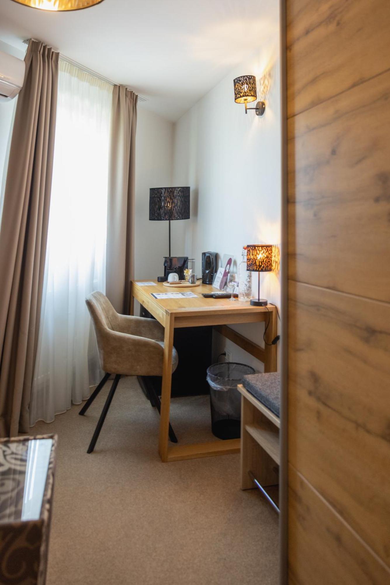Deluxe Single Room